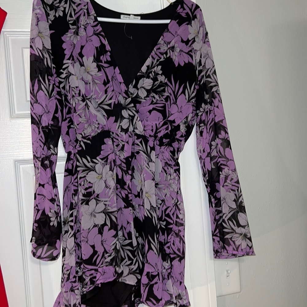 Long sleeve, floral Romper Size MED